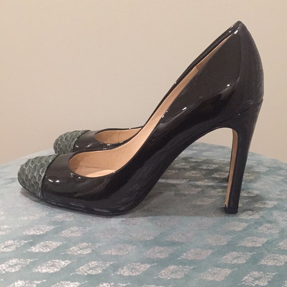 Beautiful La Fenice Leather Heels! Made in Italy! - Picture 3 of 5